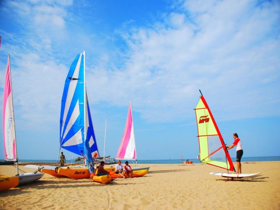 Hotel J Negombo Eksteriør bilde