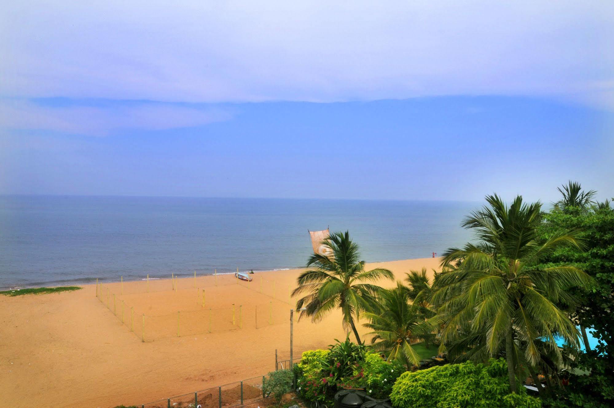 Hotel J Negombo Eksteriør bilde